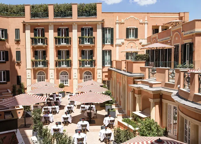 Hotel Rocco De La Rzym